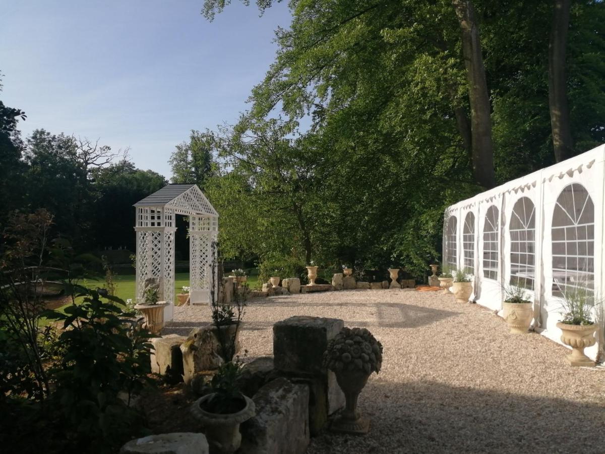 Chambre Le Notre Le Domaine Des Jardins De Bracquetuit Exterior foto